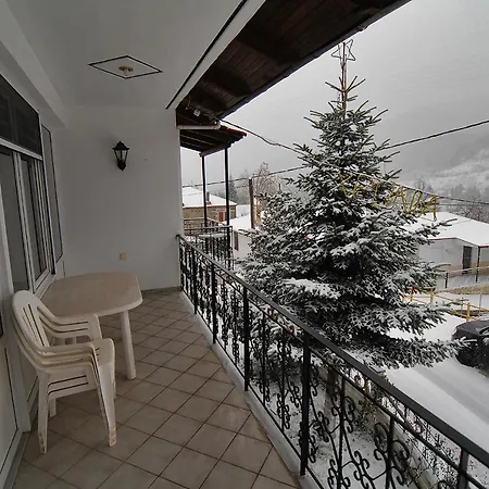 To Oneiro 3* Agios Nikolaos (Central Greece)