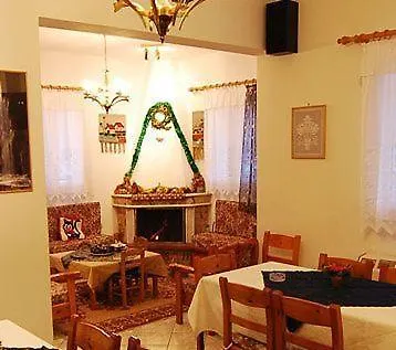 To Oneiro Guest house Agios Nikolaos (Central Greece)