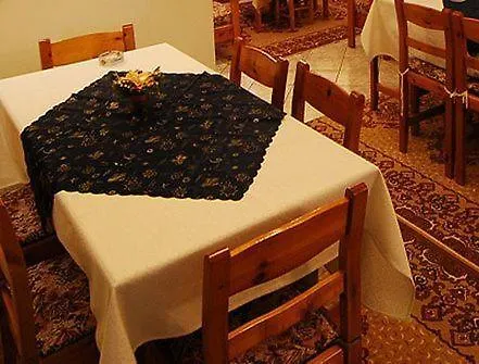 To Oneiro 3* Agios Nikolaos (Central Greece)